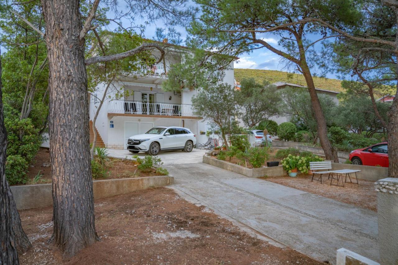Sidus Maris, Spacious Seaside Apartment With Free Parking Мартиншчица Экстерьер фото