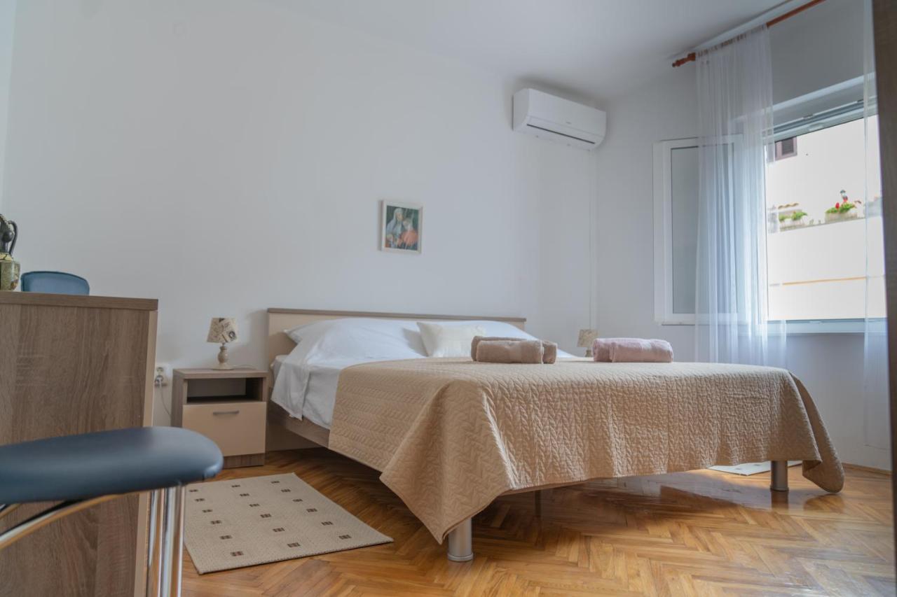Sidus Maris, Spacious Seaside Apartment With Free Parking Мартиншчица Экстерьер фото